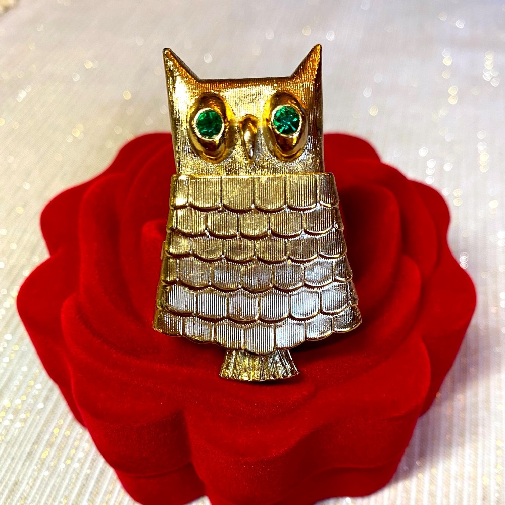 Vintage Avon Gold Owl With Green Stone Eyes Perfume Pin